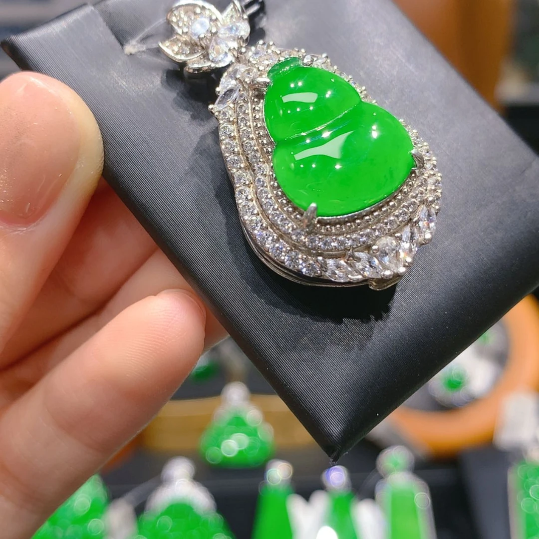 【闪购商品】颈饰银S925镶嵌翡翠4柒姐