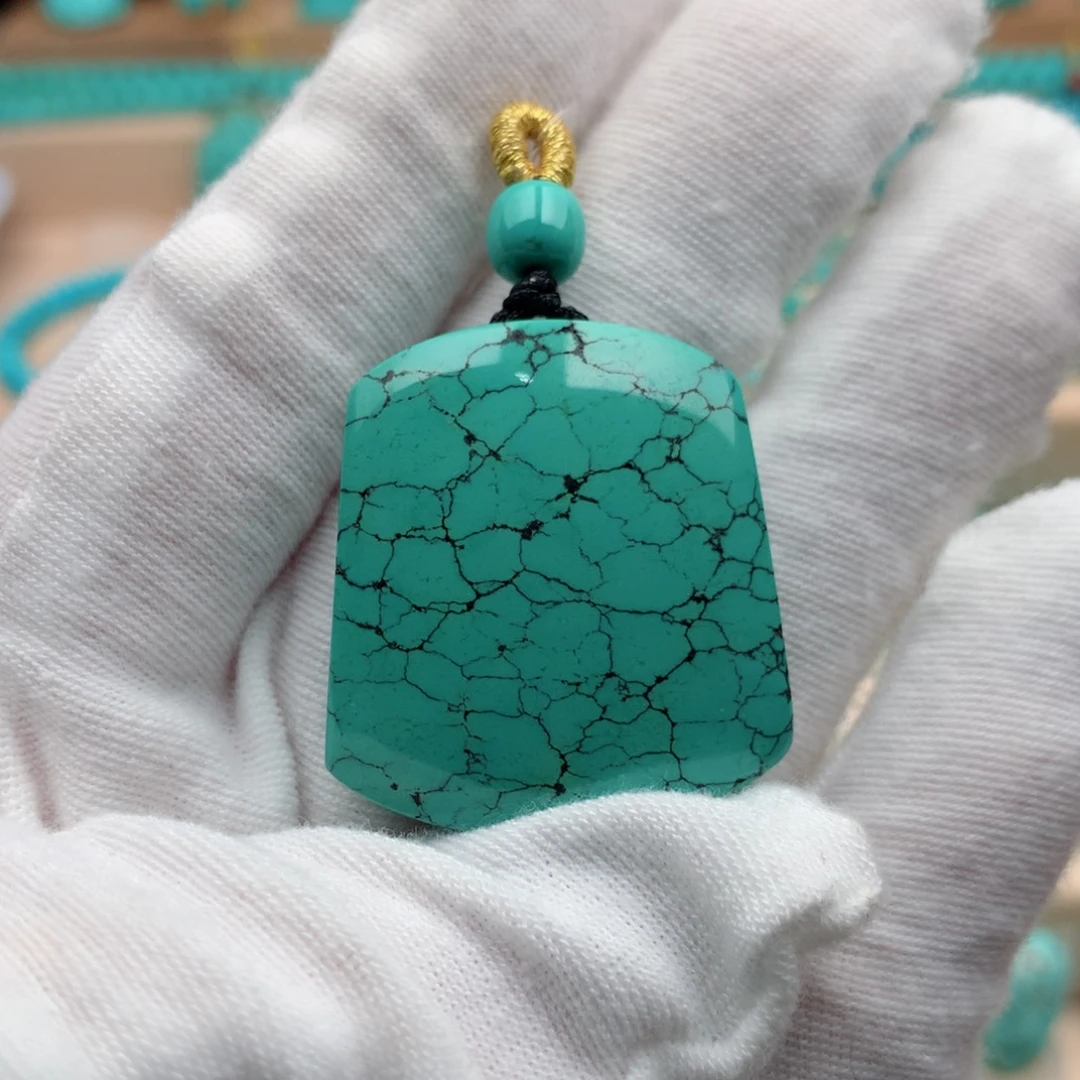 绿松石未镶嵌珠宝奇石21克