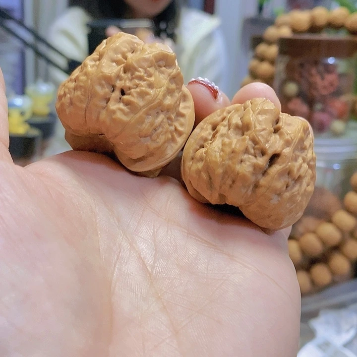 【闪购商品】文玩核桃把件38蛤蟆头油