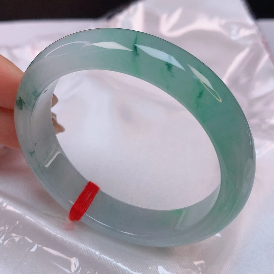 【闪购商品】翡翠手镯未镶嵌?**?53翡翠手镯