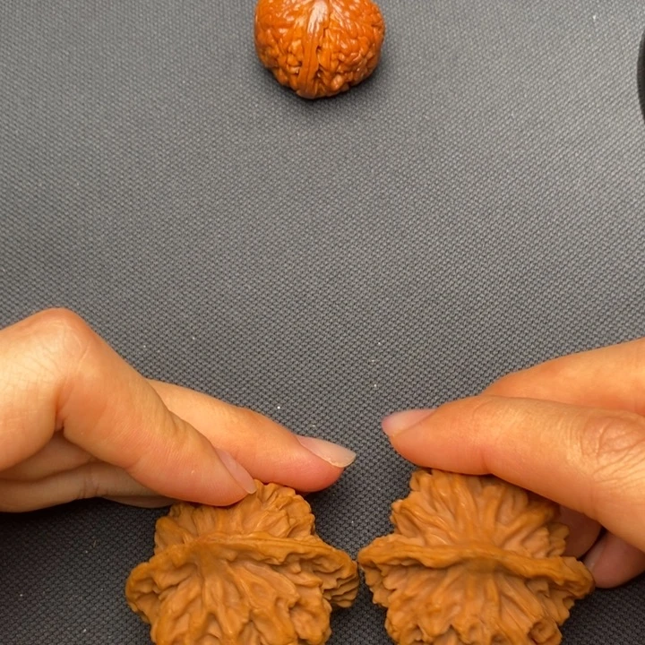 文玩核桃吊坠文玩核桃文玩核桃