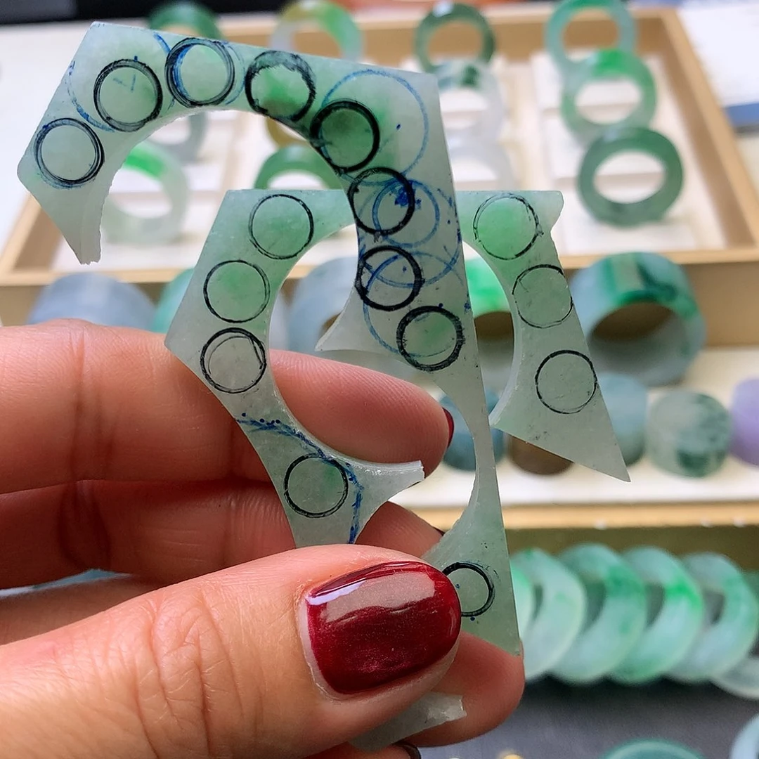 定制翡翠未镶嵌翡翠