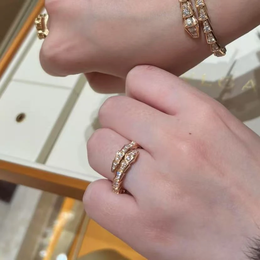 经典蛇戒指时尚百搭