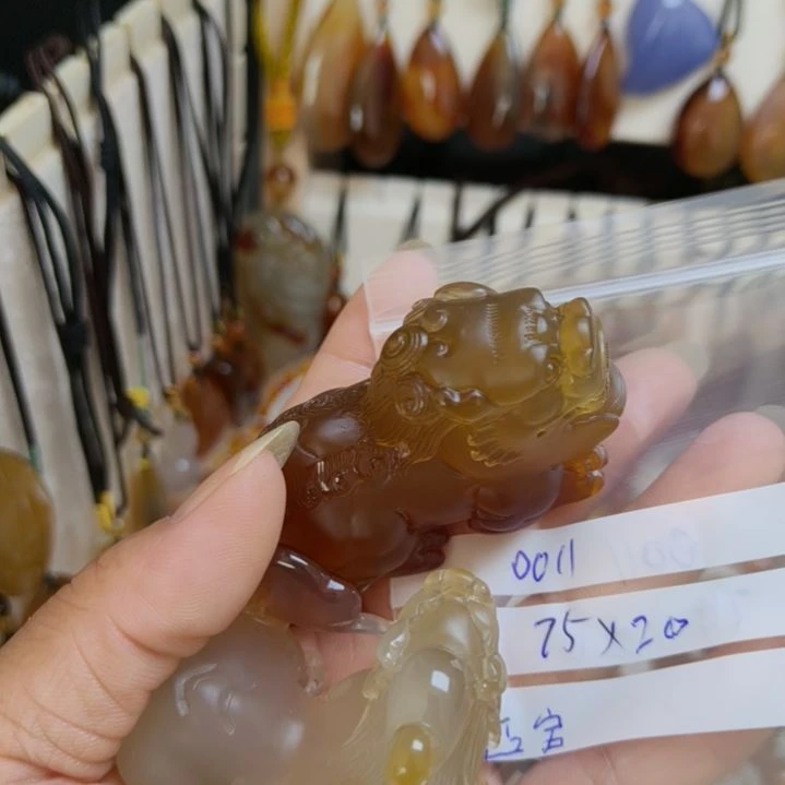 凸***宝玛瑙/玉髓手链未镶嵌0011