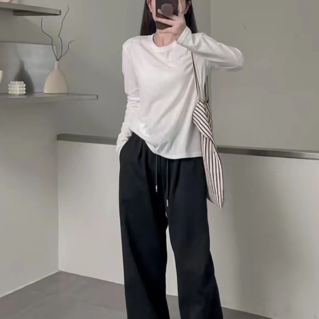 早秋韩系百搭简约设计小众气质宽松显瘦长袖T恤女白色打底衫上衣