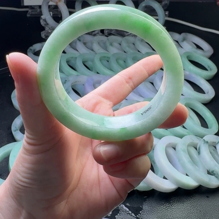 定制翡翠翡翠手镯未镶嵌