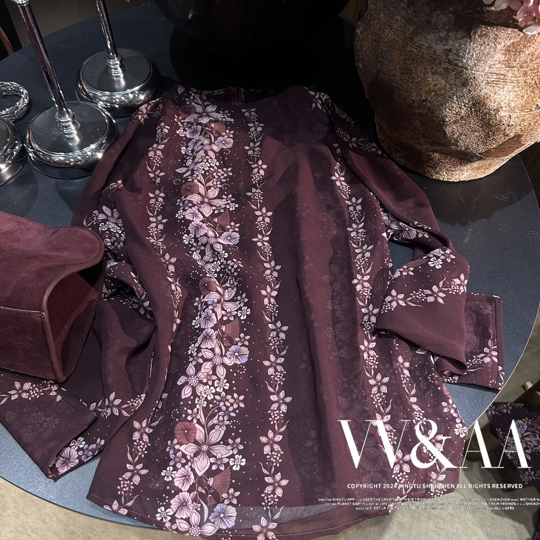 VV&AA 复古圆领设计感印花长袖上衣 R1121