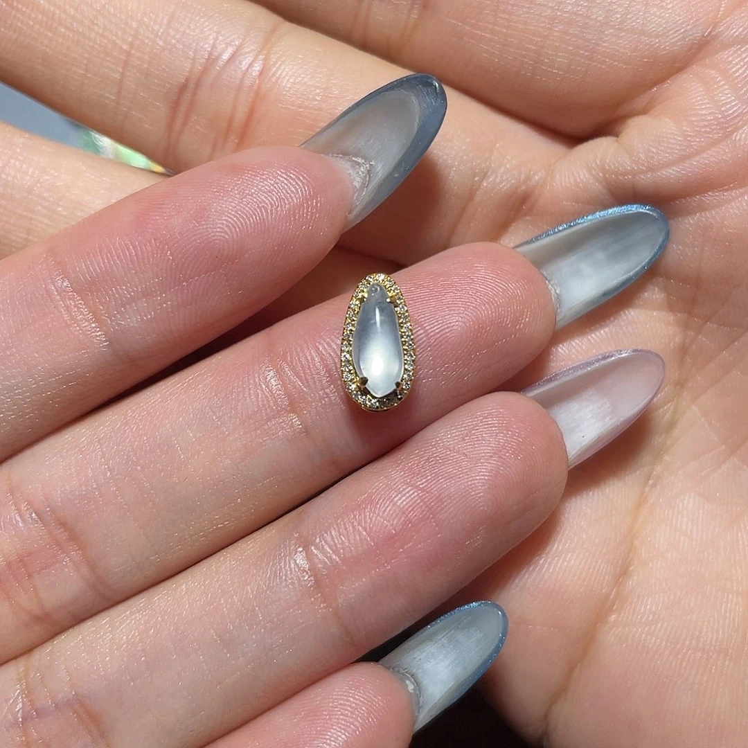 H****翡翠18K金镶嵌吊坠(不含链)