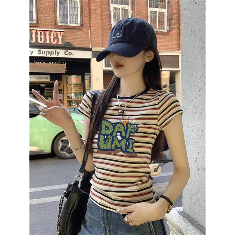 2025新款正肩拼色条纹短袖t恤女时尚百搭洋气减龄圆领上衣夏季潮
