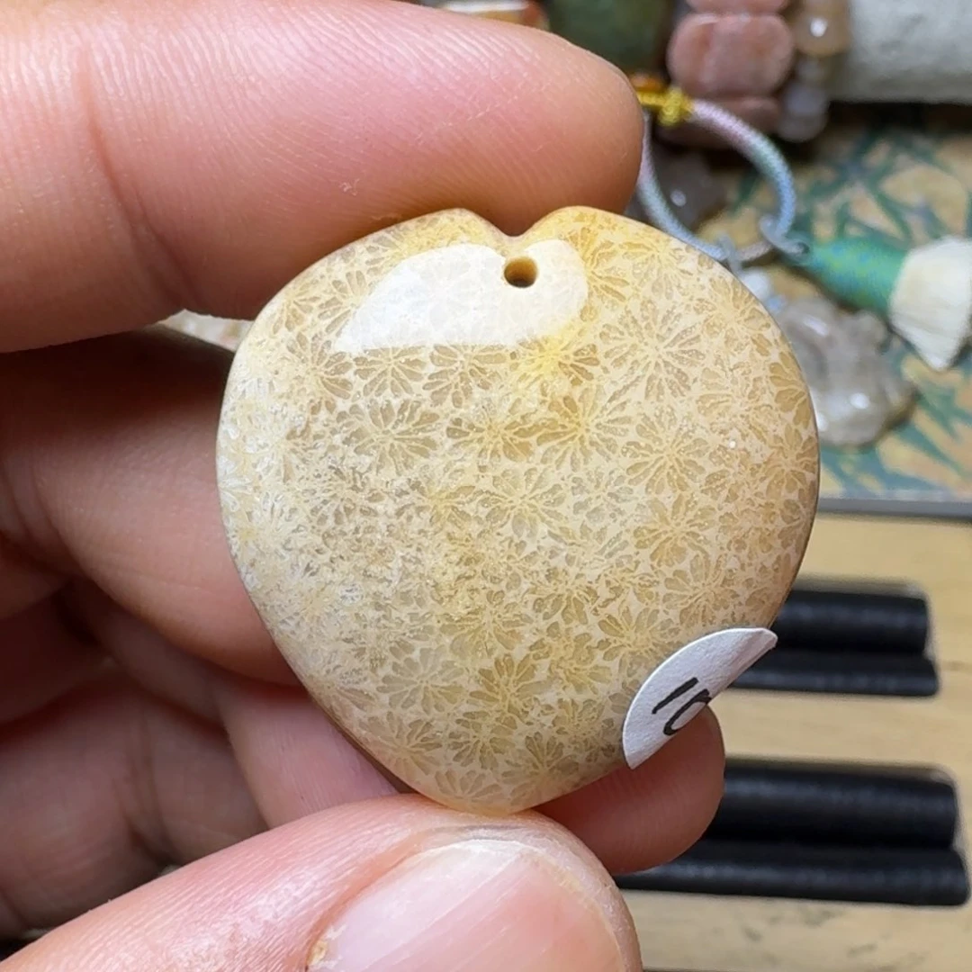 硅化玉纯天然色有机玉石保真色未镶嵌无珠无绳一件包邮