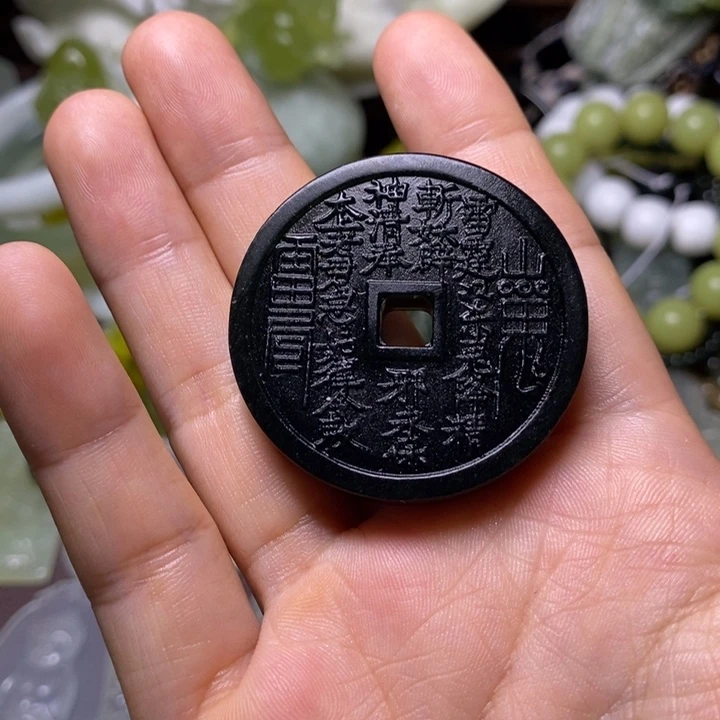 未镶嵌岫玉岫玉颈饰