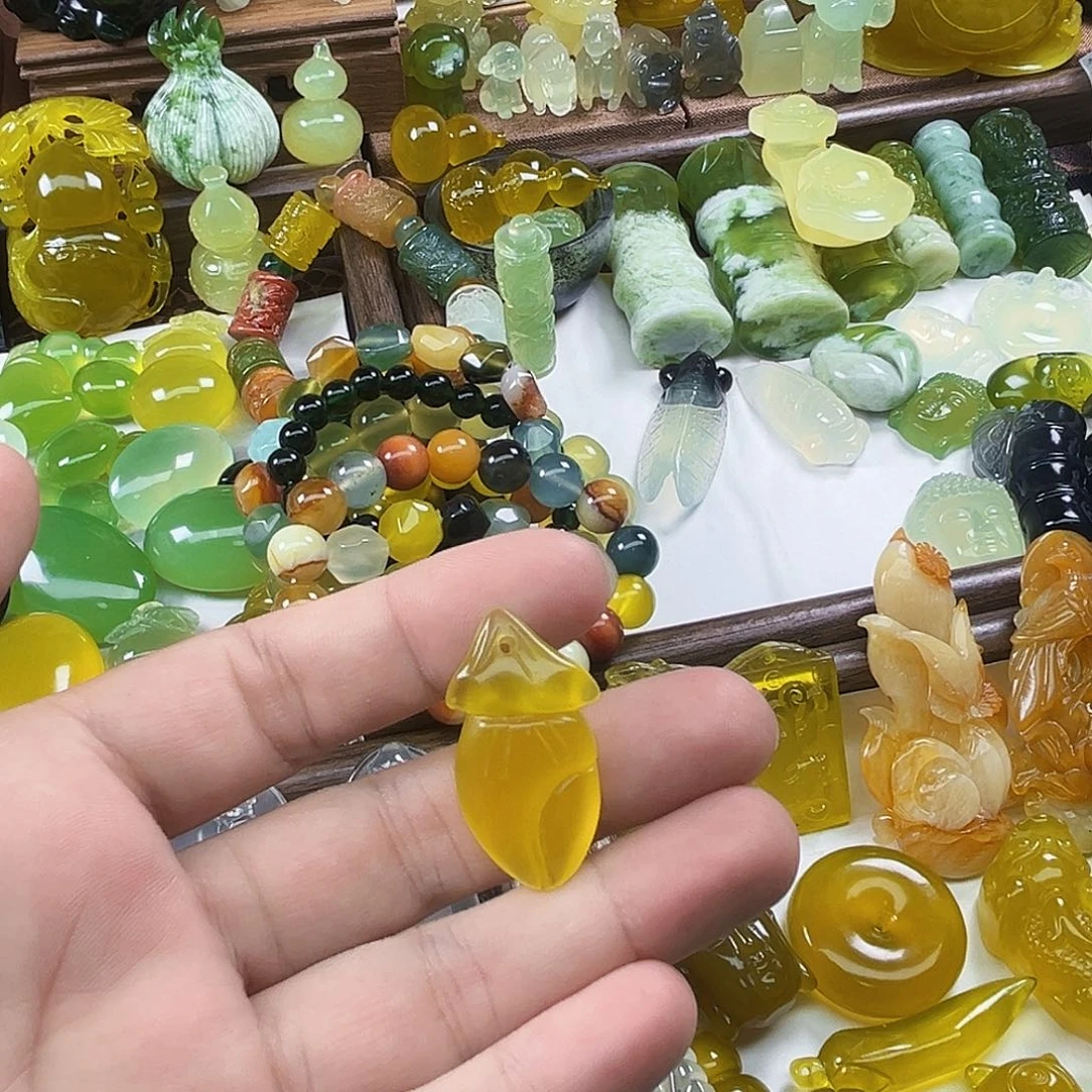 岫玉未镶嵌吊坠(不含链)