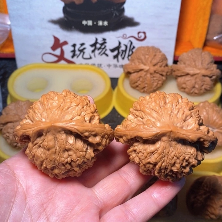 文玩核桃把件官帽。53