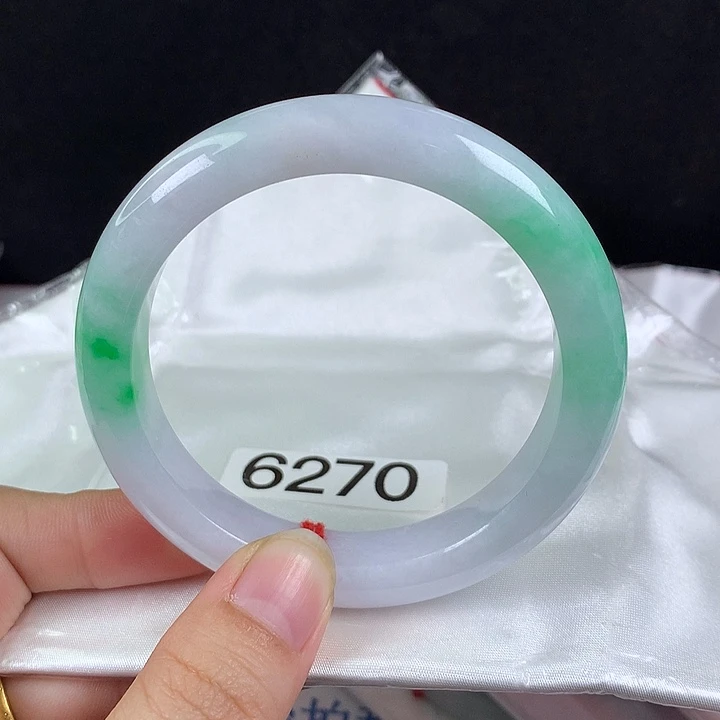 翡翠未镶嵌手镯58圈