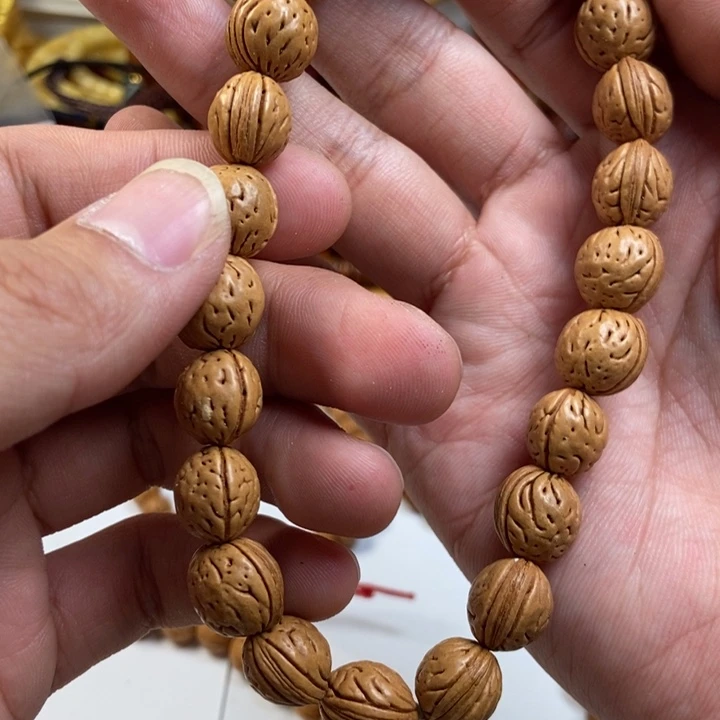 猴头核桃吊坠桃核手串