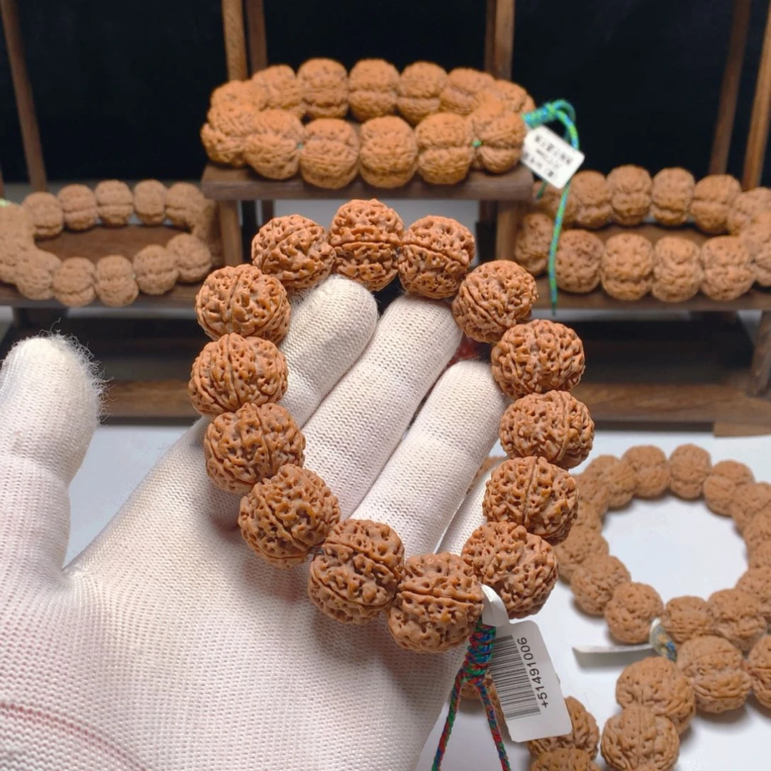 金刚菩提手串小*22尺六瓣