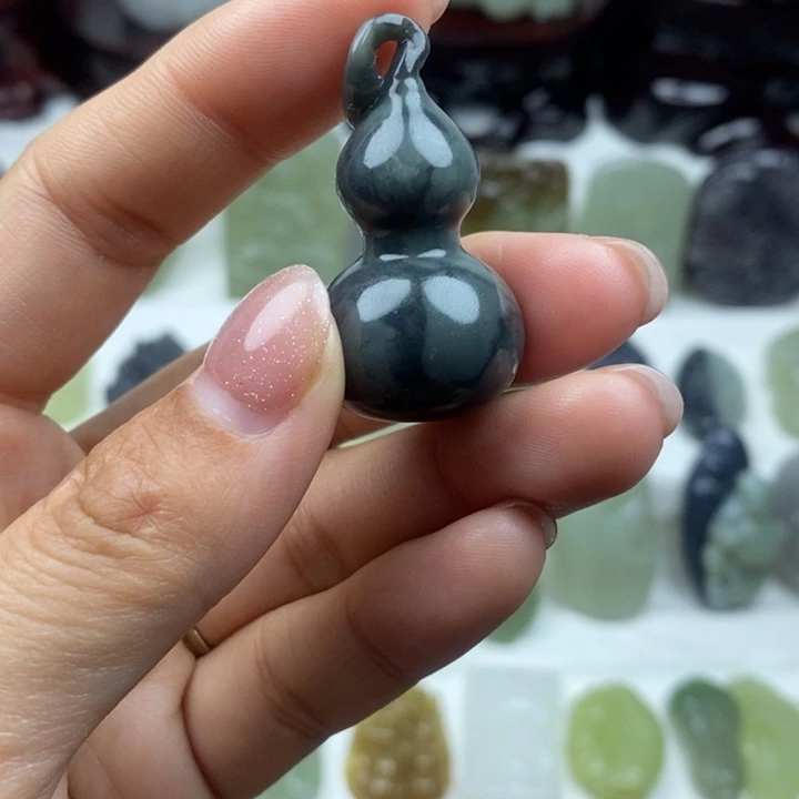 和田玉未镶嵌颈饰62