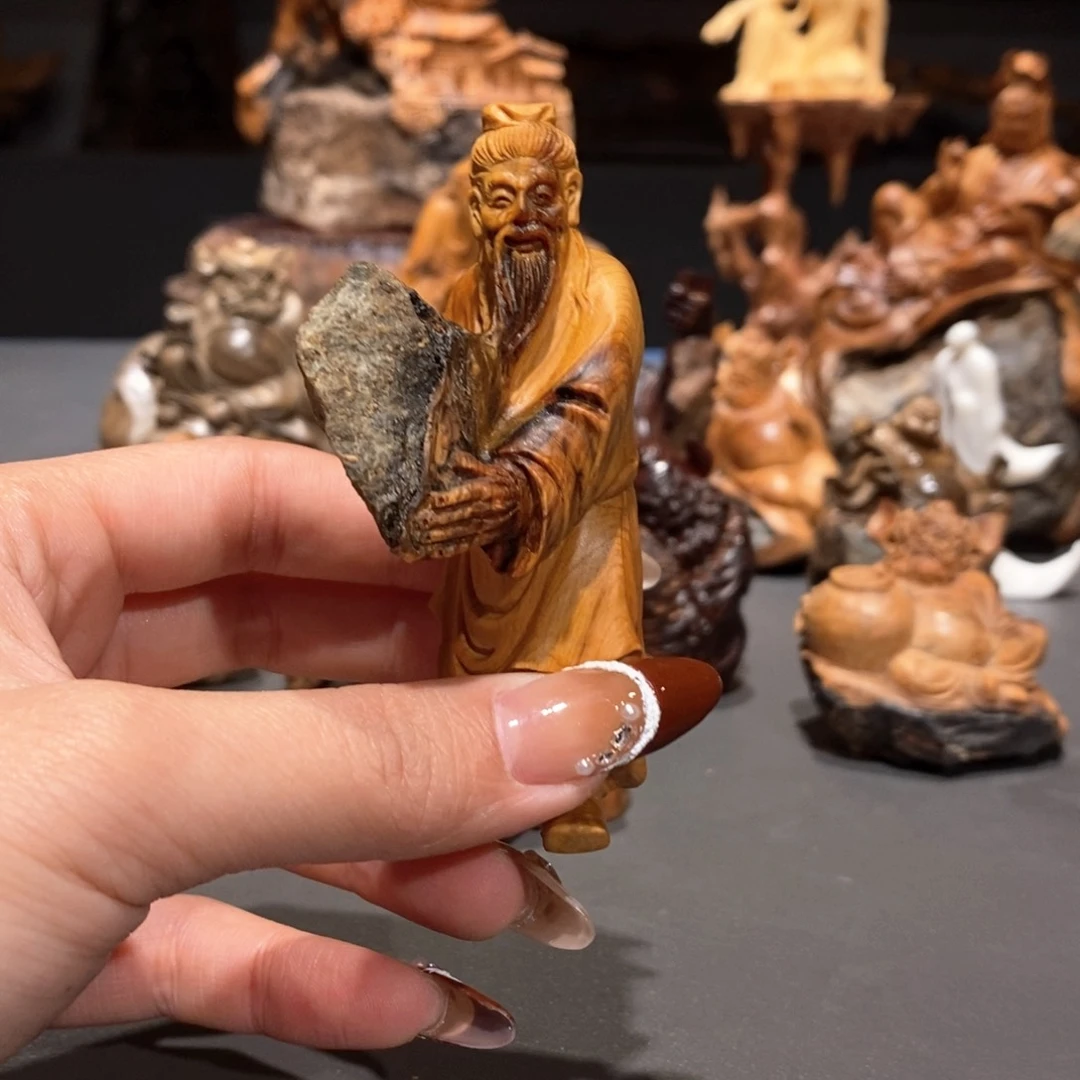 柏木?****.崖柏抱石愚公移山