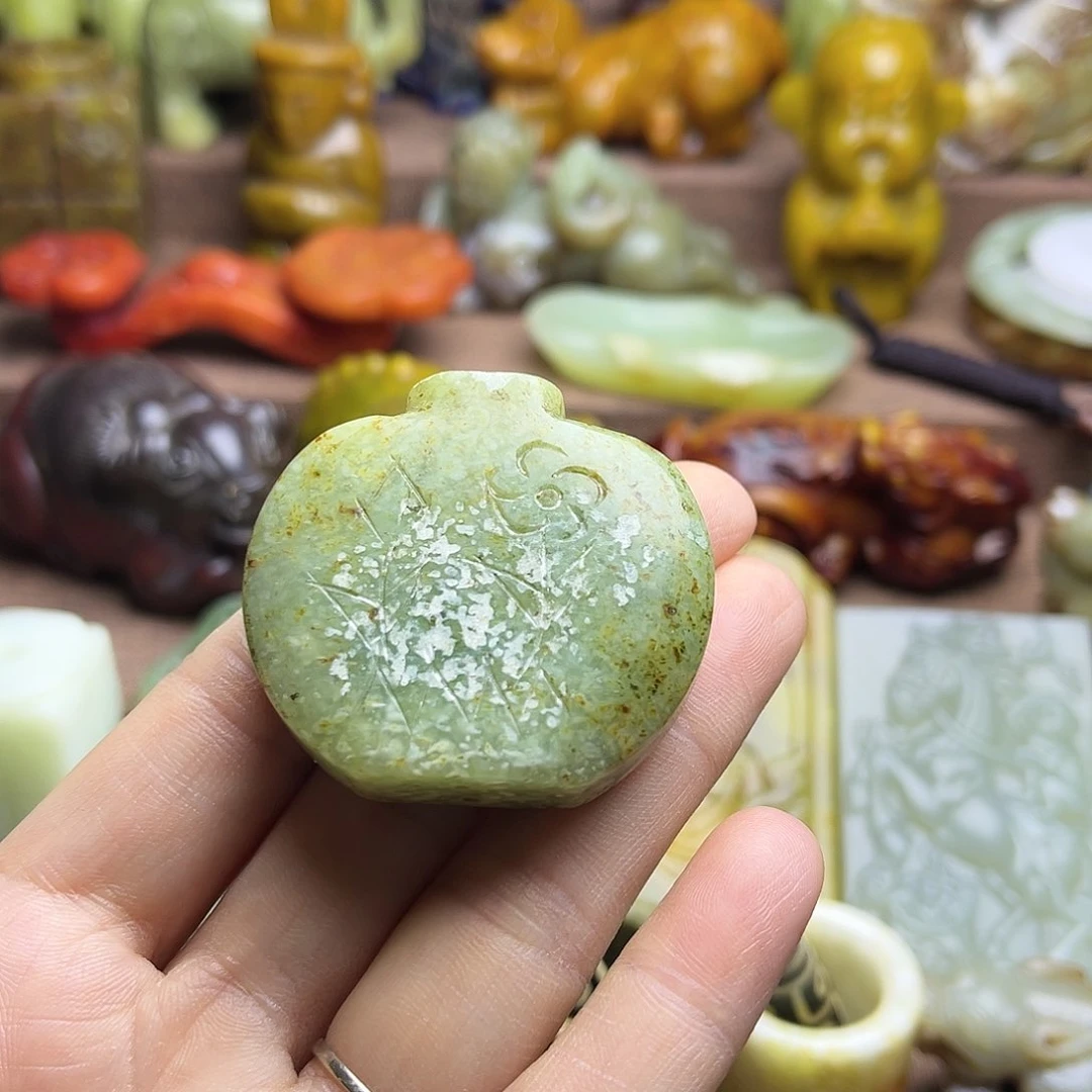 白玉菩提吊坠102。。