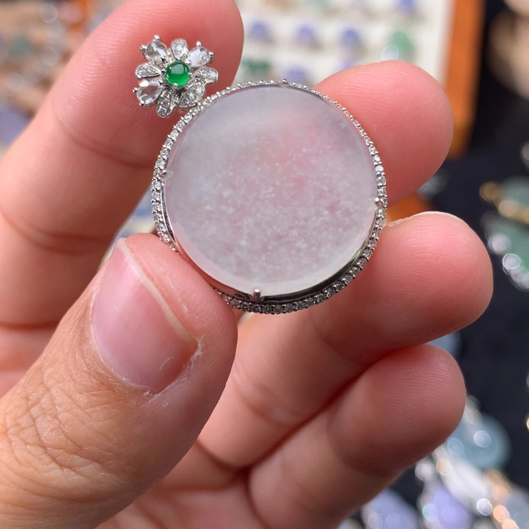 吊坠(不含链)18K金镶嵌翡翠