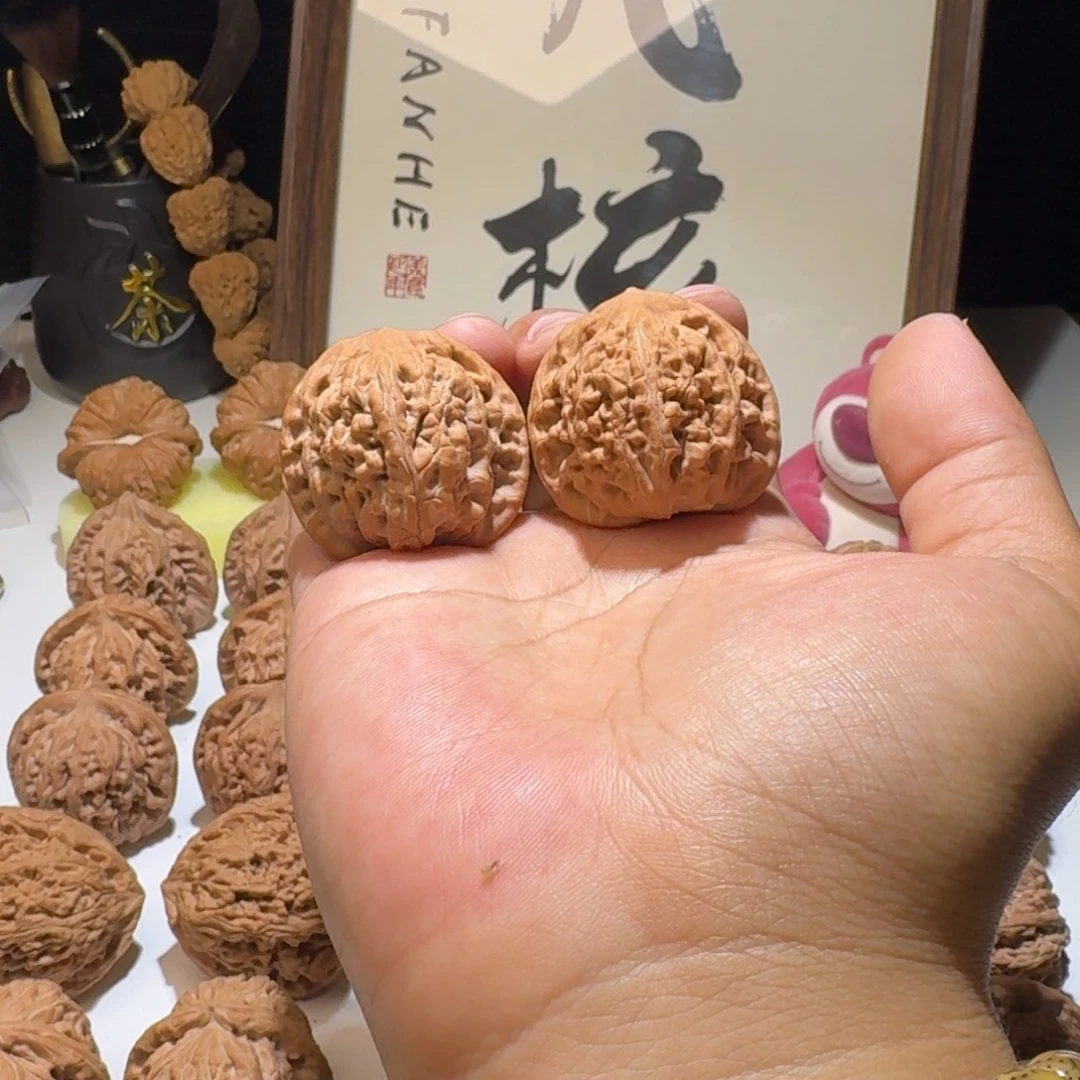文玩核桃吊坠38尺寸望月狮子头