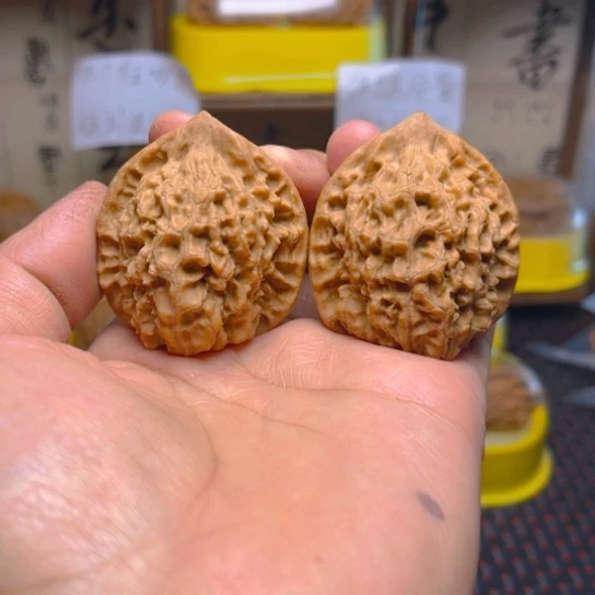 文玩核桃吊坠官帽