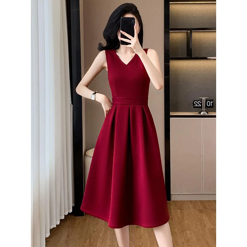 无袖连衣裙女夏2025新款气质收腰显瘦背心打底裙时尚V领中长裙子