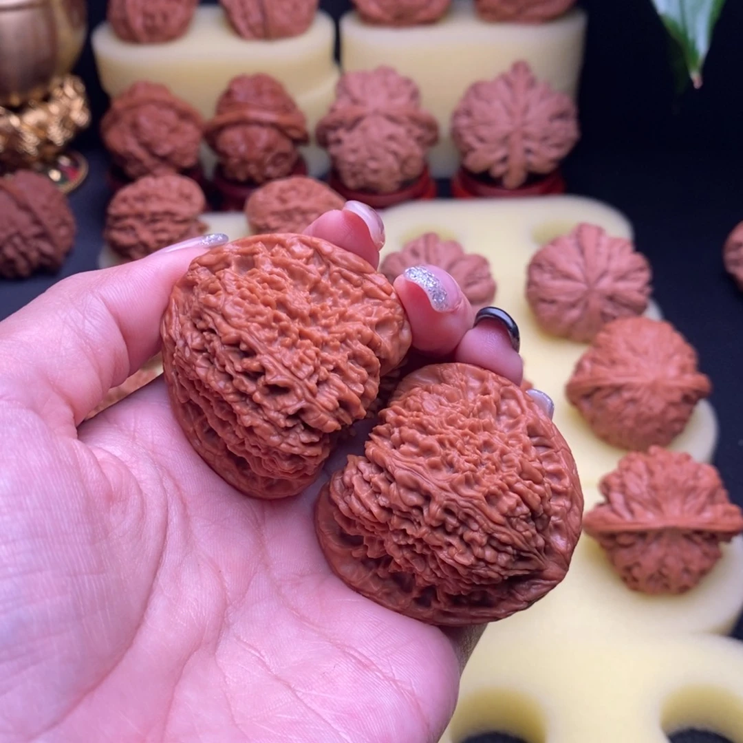 把件文玩核桃崽*鸭三角疆43尺精配