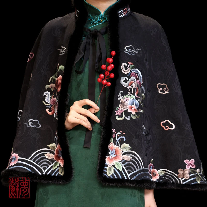 蘇夢【宫玦】香云纱手绣斗篷0106146