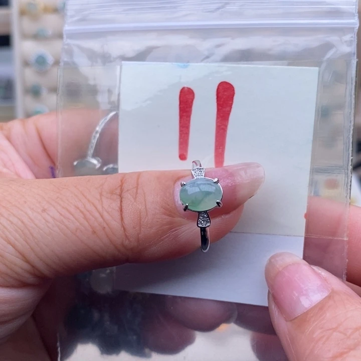 未镶嵌戒指翡翠缅甸