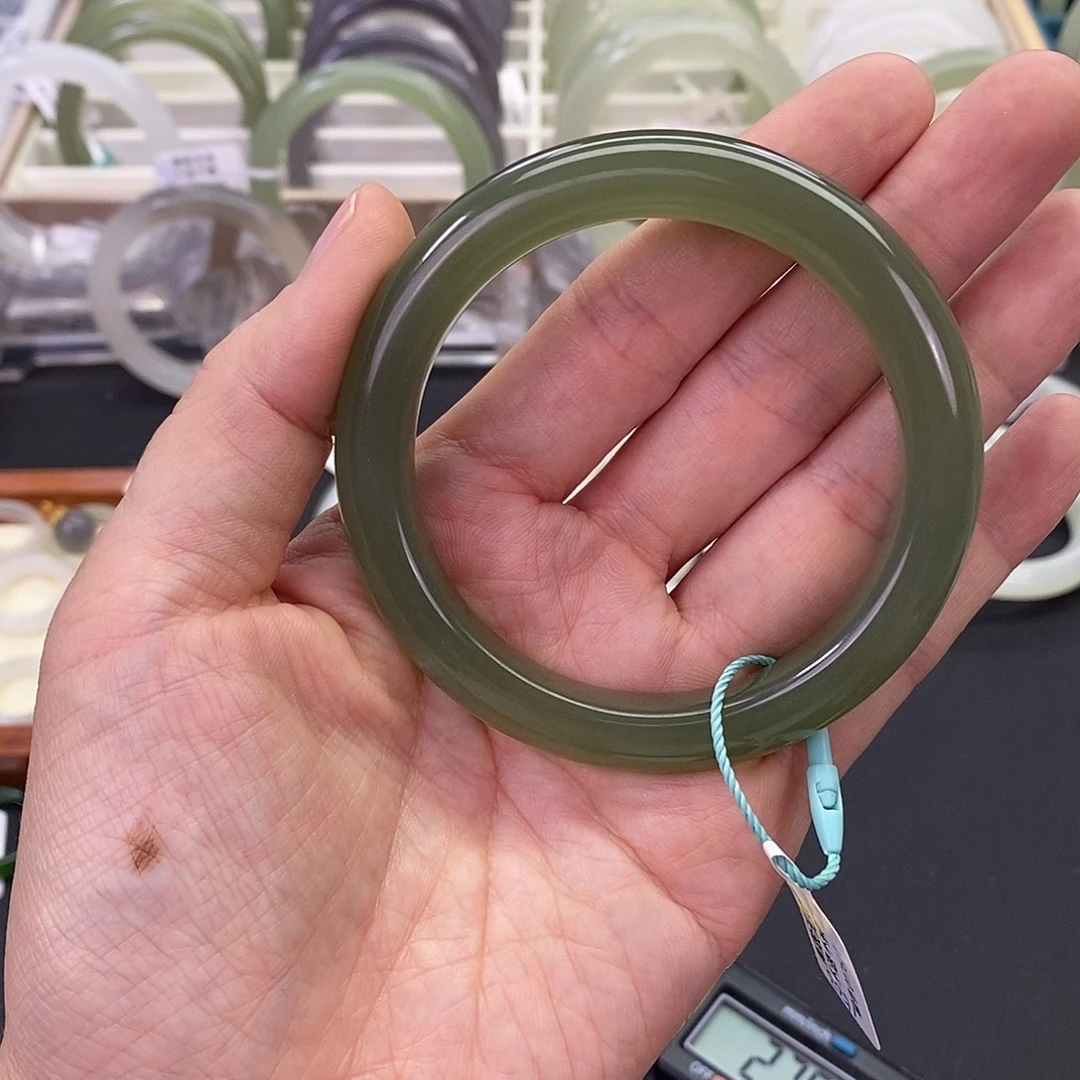 和田玉未镶嵌珠宝奇石57