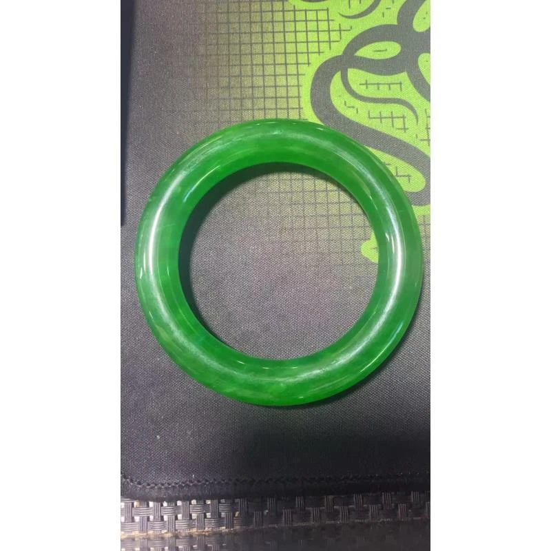 G009经典圆形饰品圆镯白色