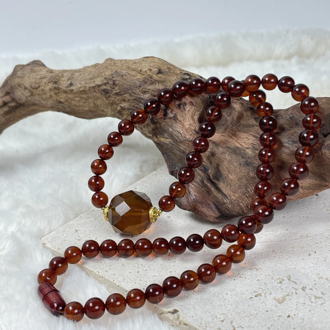 芷桦珠宝-天然缅甸灵草珀18+mm钻切圆珠6+mm血珀项链紫罗兰紫杉醇