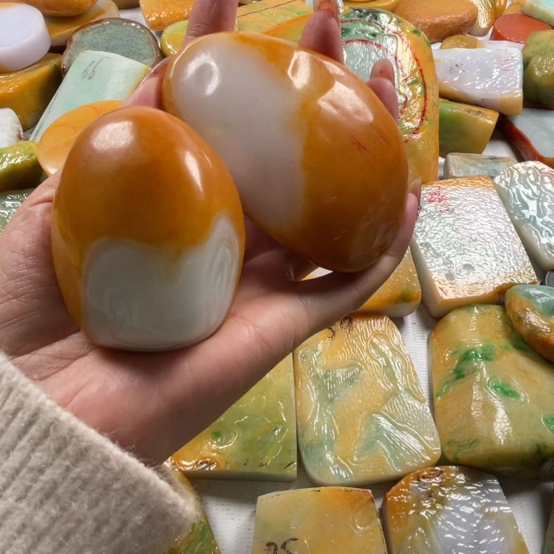 【闪购商品】颈饰未镶嵌翡翠品**心翡翠