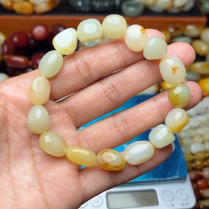 和田玉未镶嵌手链