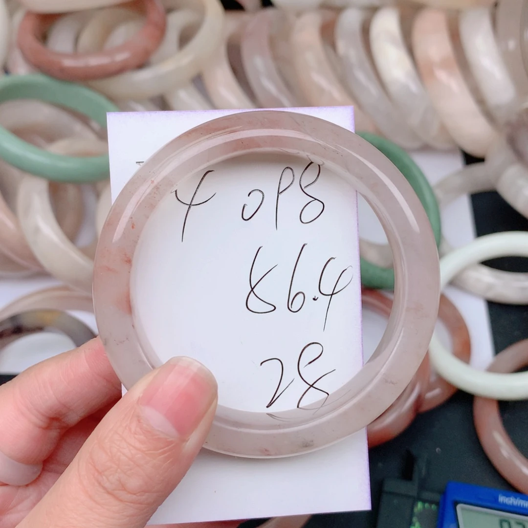 石英质玉未镶嵌手镯098