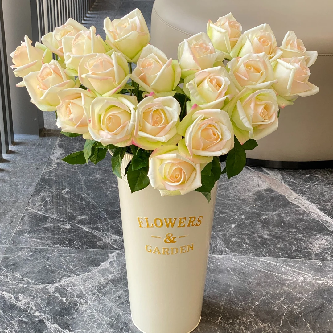 双子座 白绿色 手感保湿玫瑰花 餐桌花 春日限定系列 仿真花