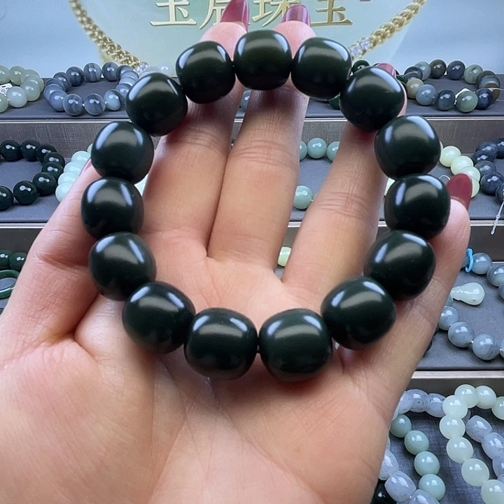 和田玉未镶嵌手链