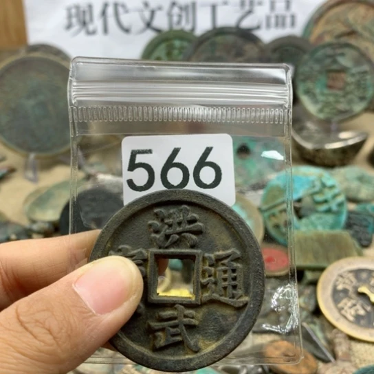 铜浦****萄现代文创工艺品