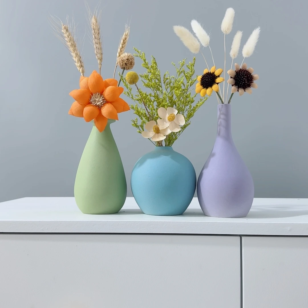 摆件陶瓷小花瓶含花总高约20-30cm