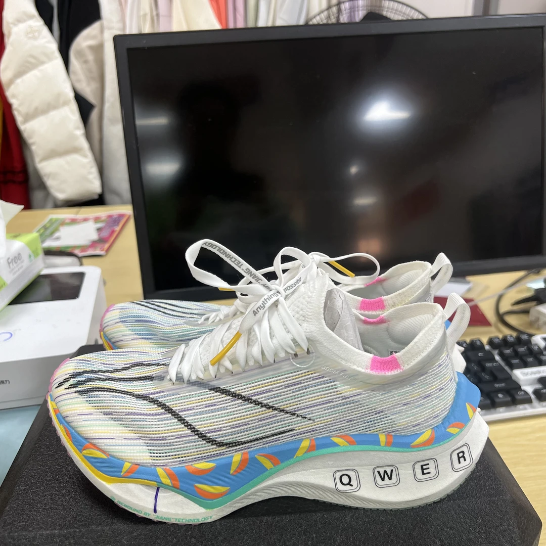 《B品以直播展示为准》右脚氧化(X757)李宁女子运动跑鞋ARMT033-1