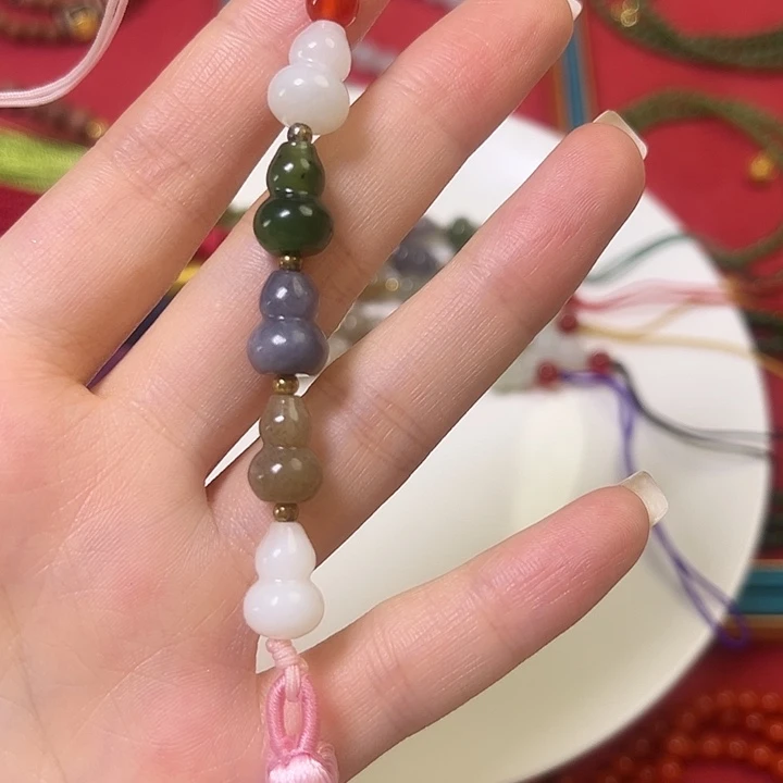 和田玉（碧玉）18K金镶嵌挂件