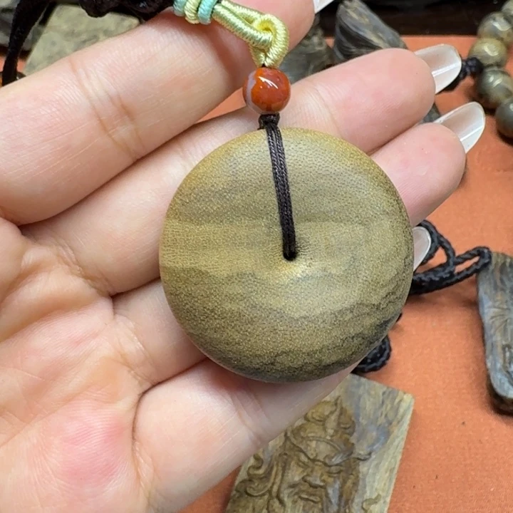 大叶紫檀（黑酸枝木类）