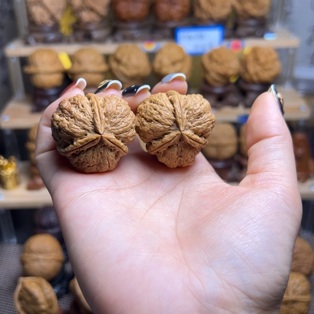 把件桃核六面蟾H40、