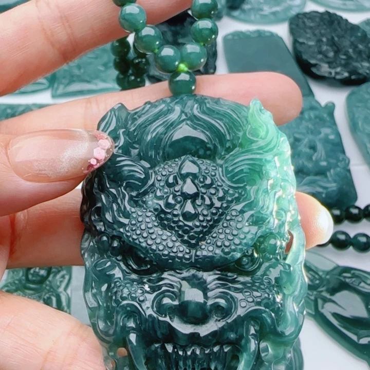 翡翠未镶嵌颈饰多样性发货天然A货翡翠