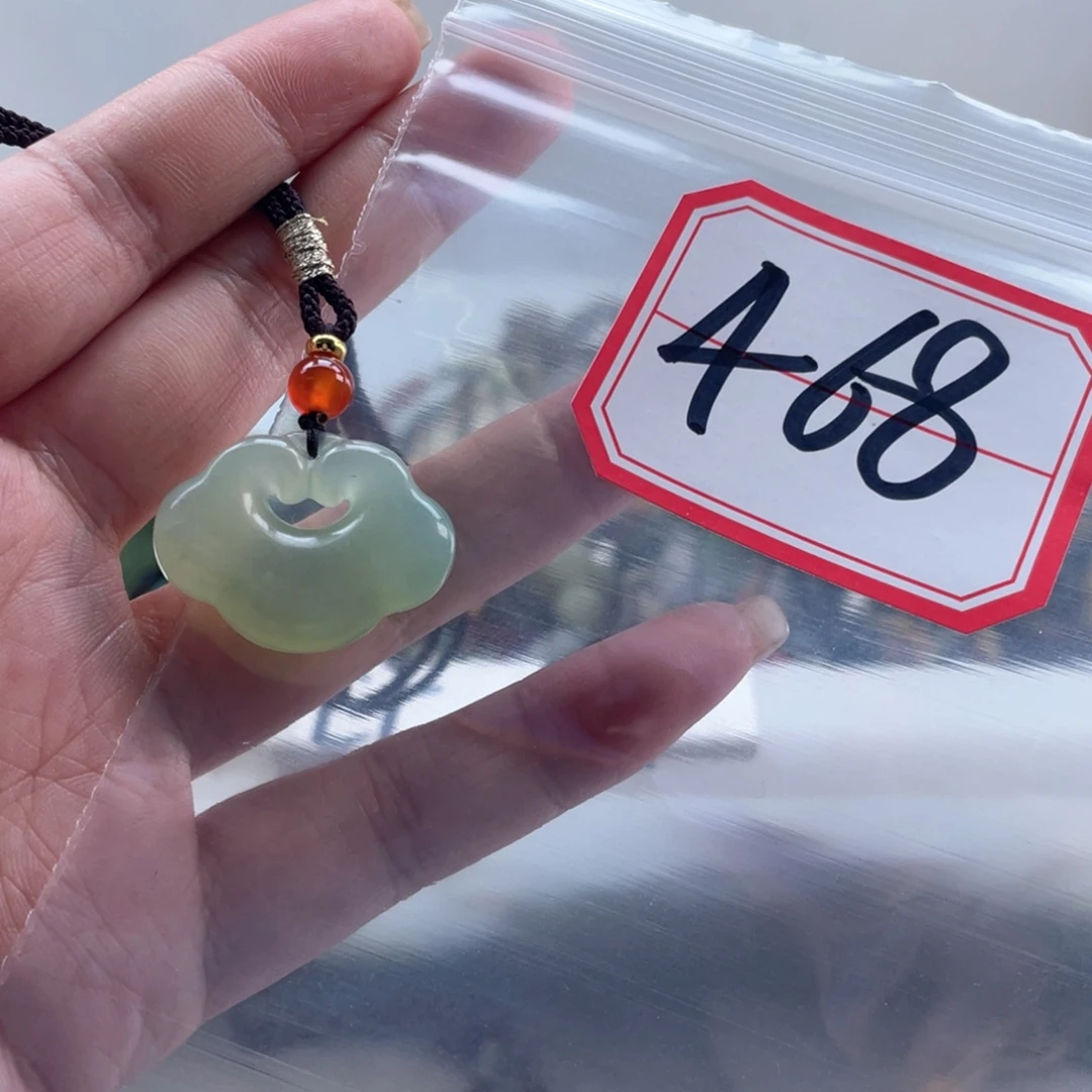 未镶嵌岫玉吊坠吊坠
