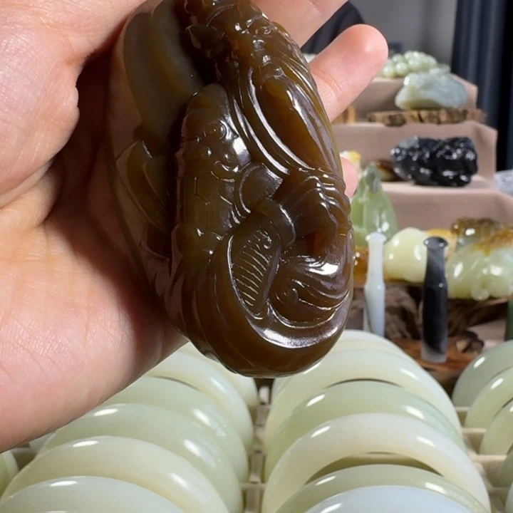 和田玉（糖玉）未镶嵌挂件