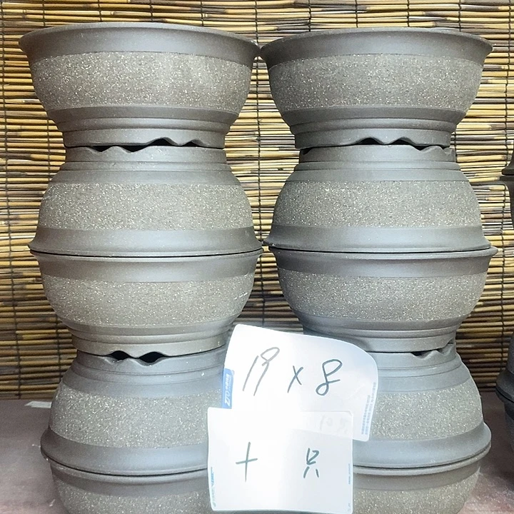 花盆紫砂我在外面