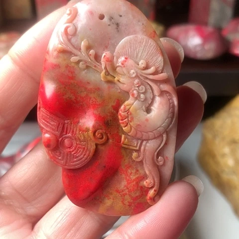 昌化石昌化鸡血石挂件
