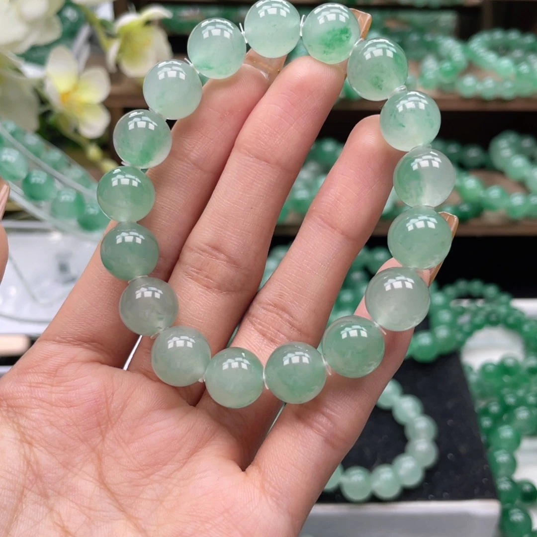 石英质玉（非洲翠）手链未镶嵌